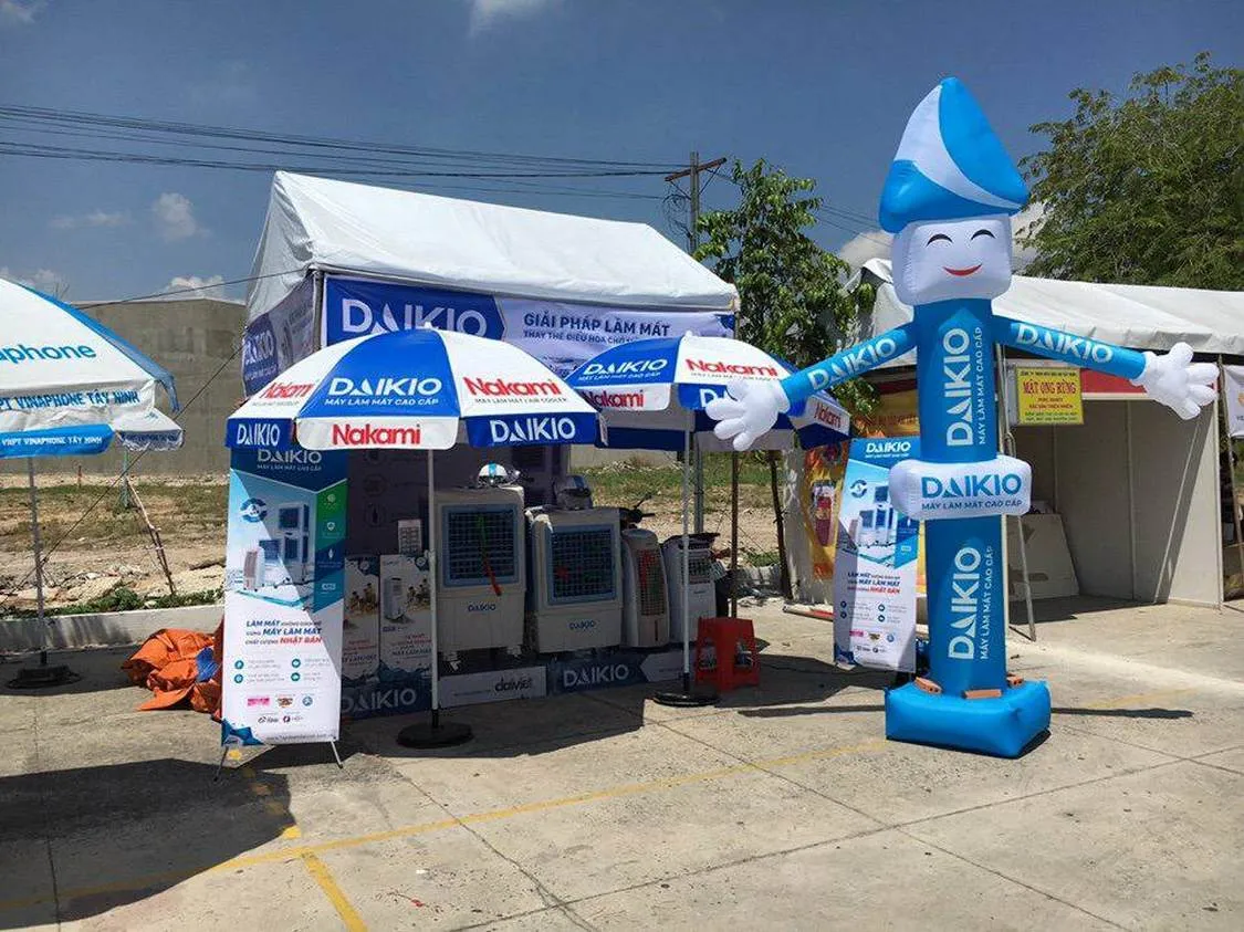 Rối hơi vẫy tay có tác dụng gì khi đặt trước cửa hàng